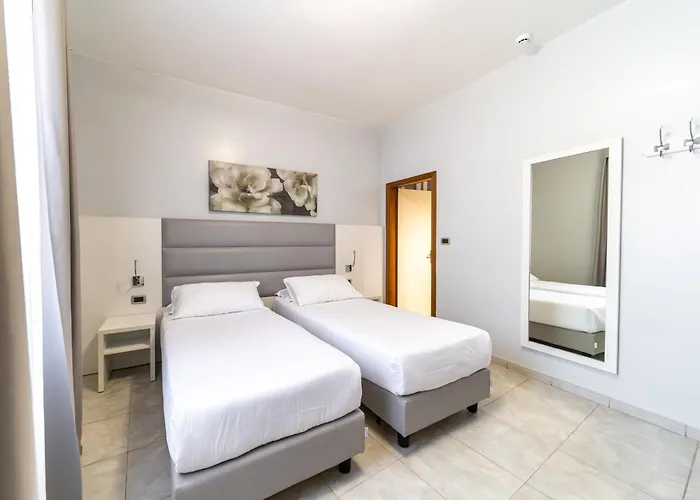 Hotel University